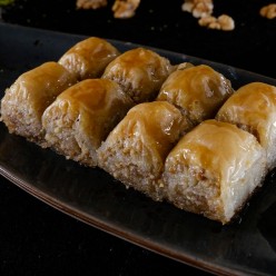 Cevizli Özel Baklava